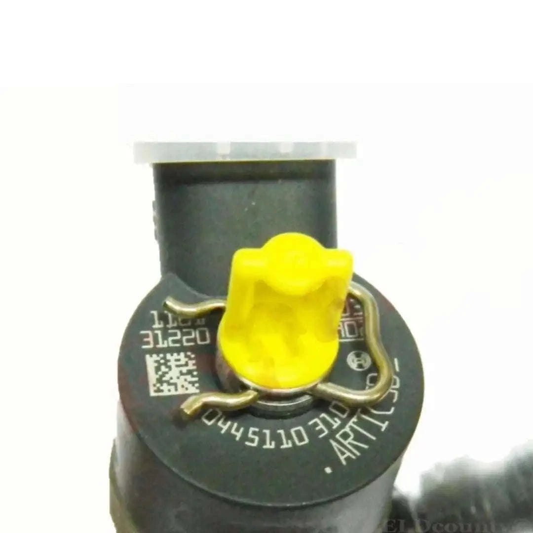 Bosch common rail injector designed for Mahindra Thar diesel, precision-engineered for optimal fuel delivery