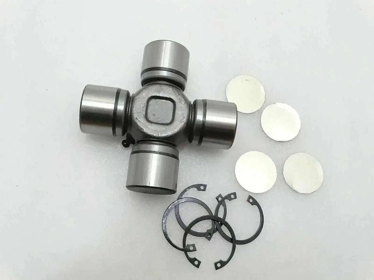 JCB 3CX Universal Joint for Propshafts with metal yokes and components