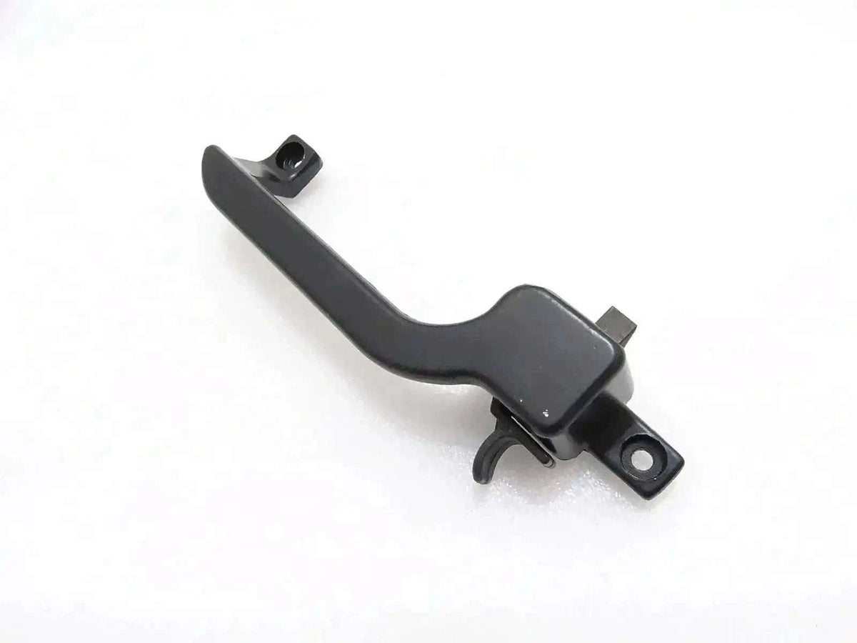 Rear window latch handle with mounting bracket, black