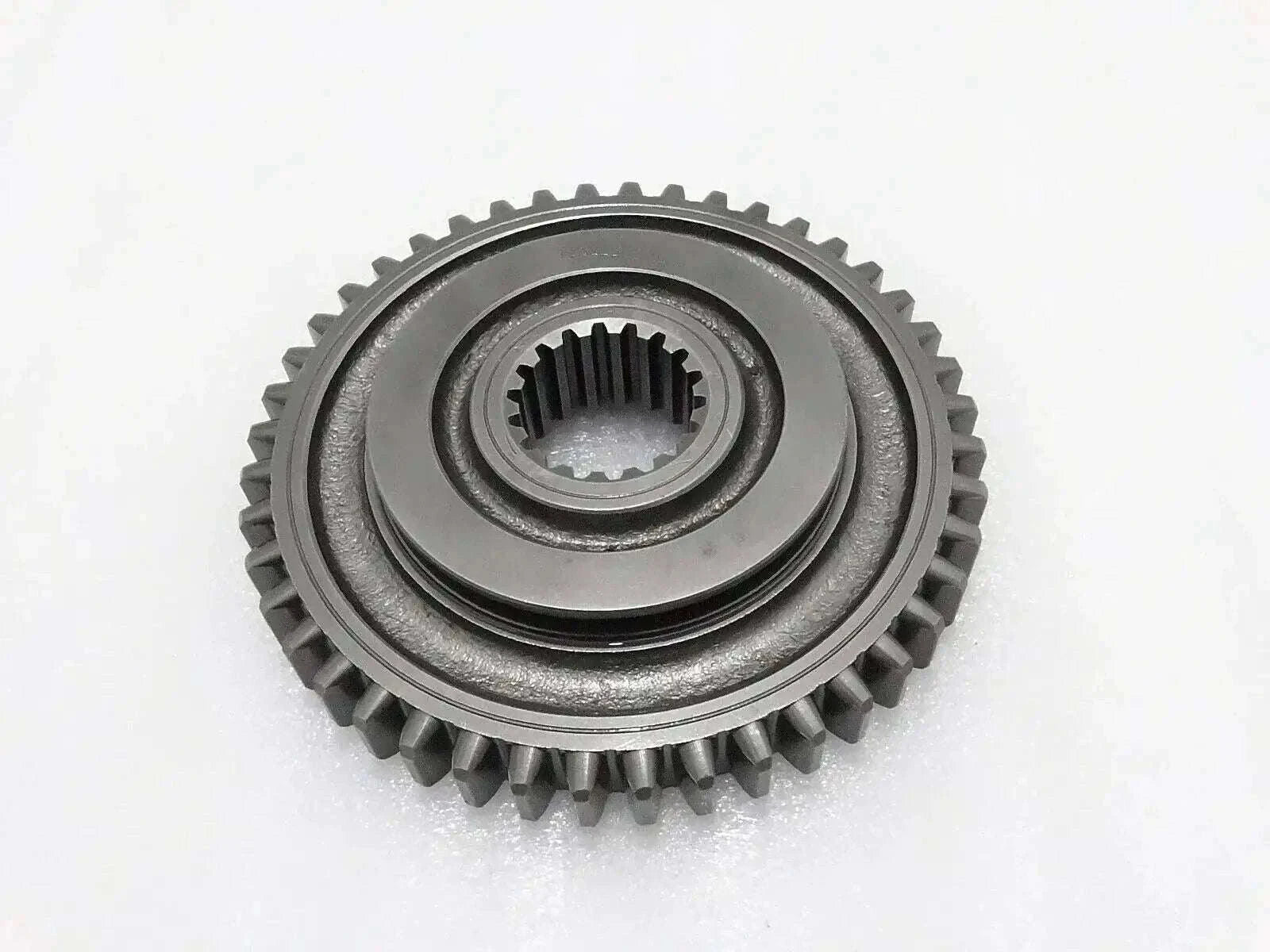 Massey Ferguson 1035 Low Speed Gear (44 Teeth) for reliable machinery performance