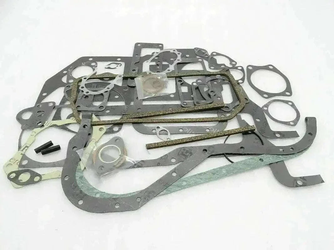 Massey Ferguson 135,245 engine packing set with gaskets