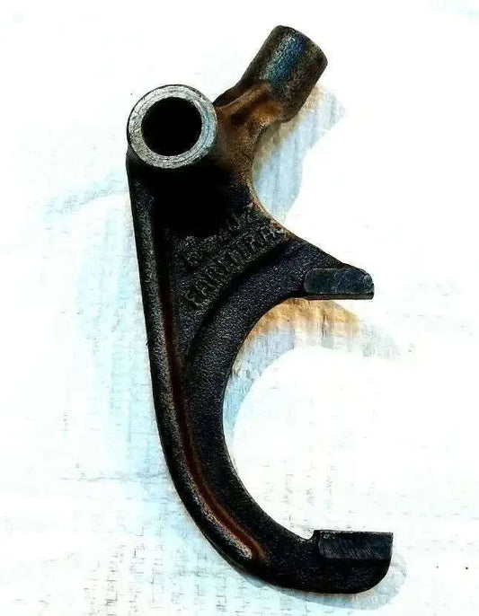 Ford Tractor gear shift fork lock D10000680 for models 3000/3600/3610