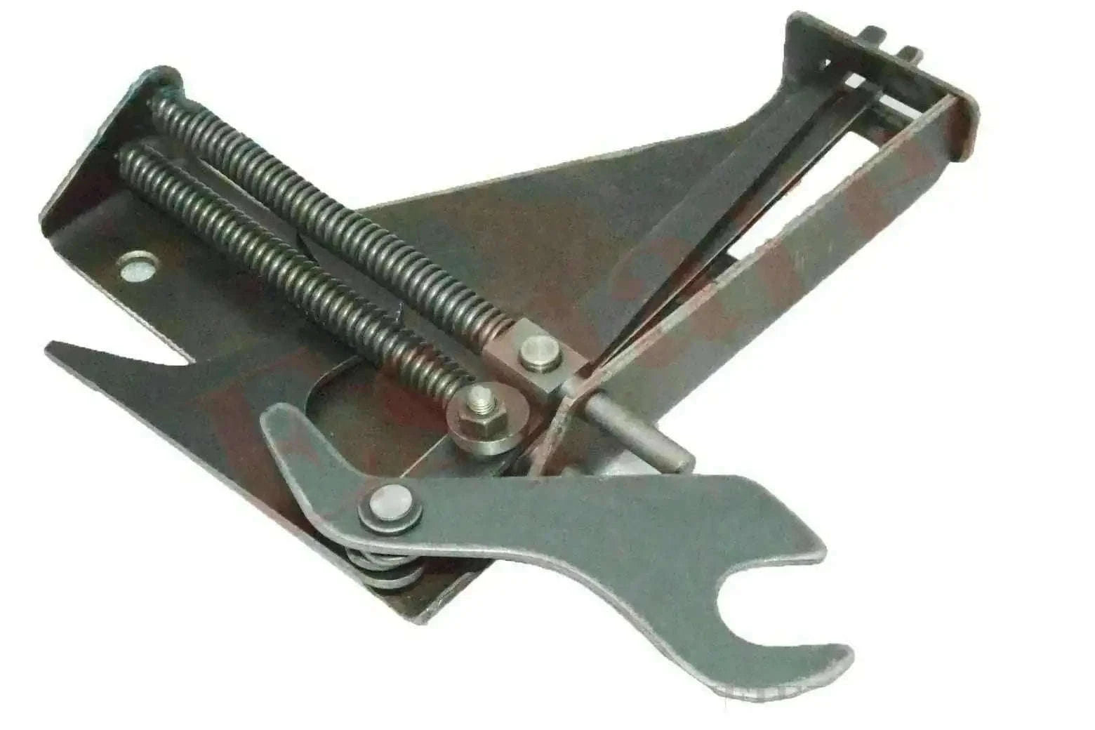 Lift arm ram cylinder bracket assembly for Massey Ferguson tractor