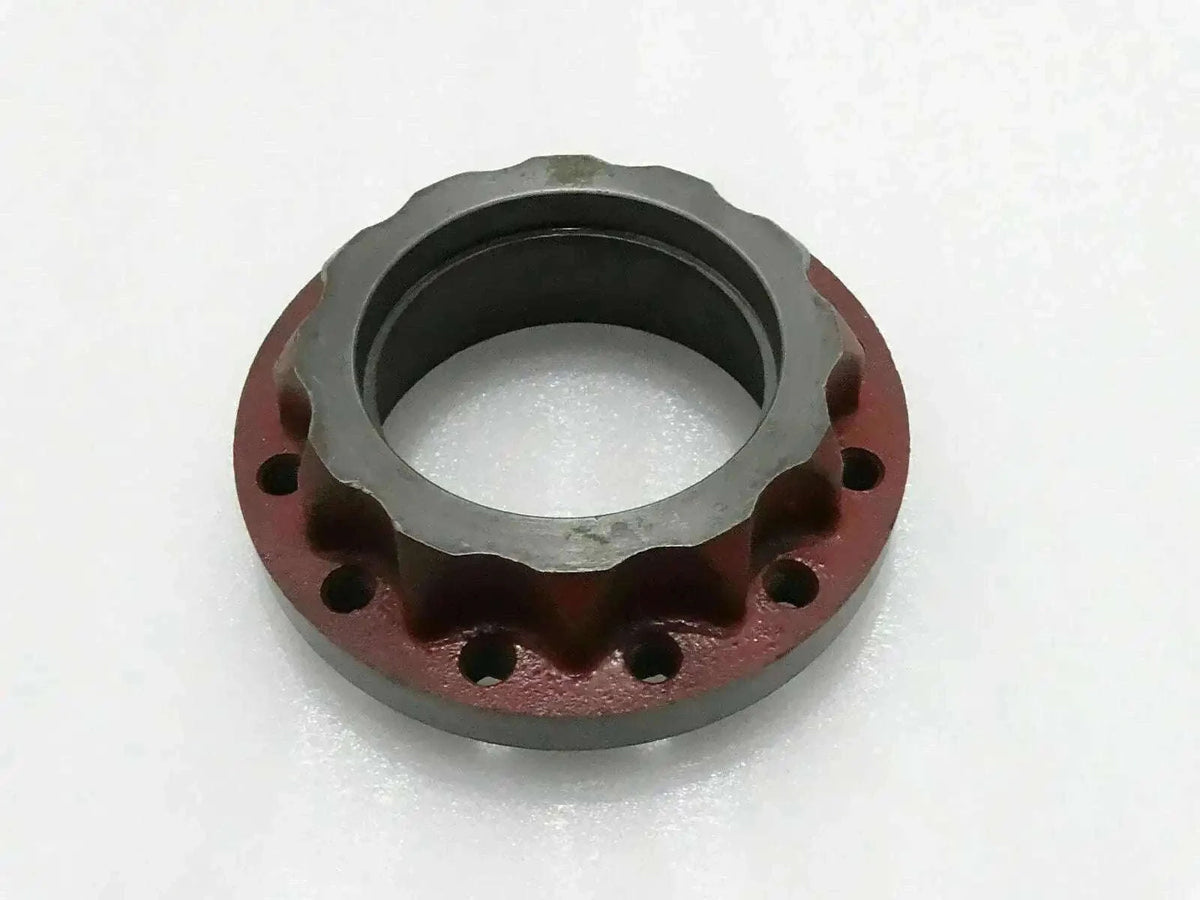 Replacement rear hub for Massey Ferguson 135 with bolt-hole flange
