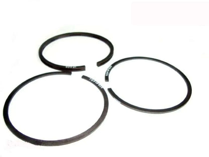 Piston ring set with three circular rings