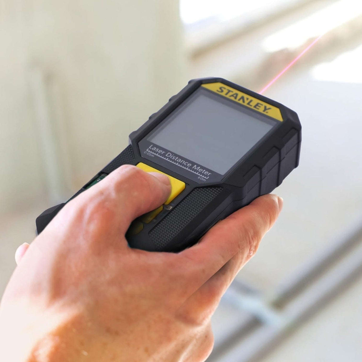 STANLEY STHT77802-A Professional Black Laser Distance Meter - 60 M, ±2.0mm Accuracy StellerGear