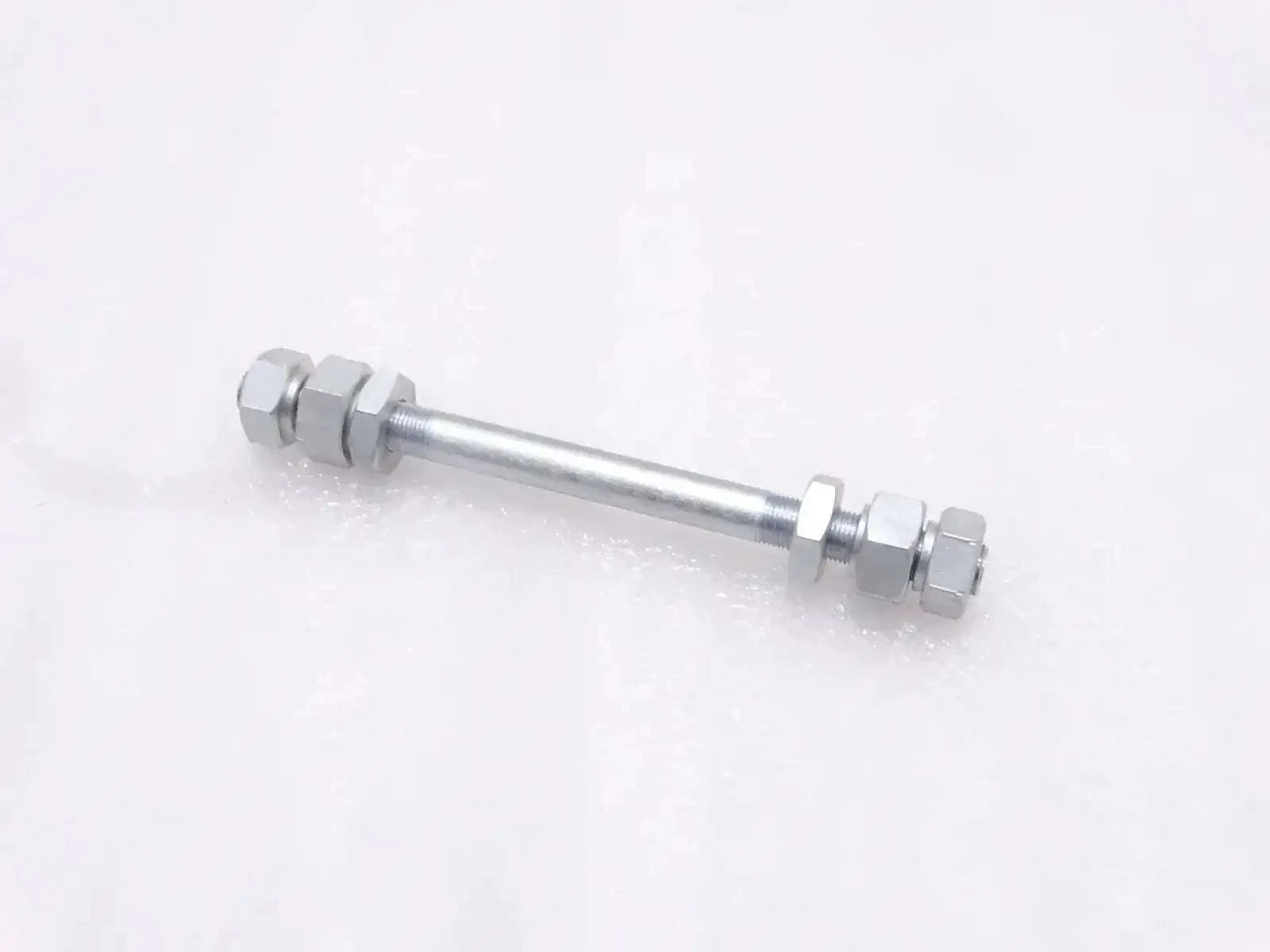 TRIUMPH 3HW FRONT WHEEL COMPLETE SPINDLE AXLE KIT - StellerGear