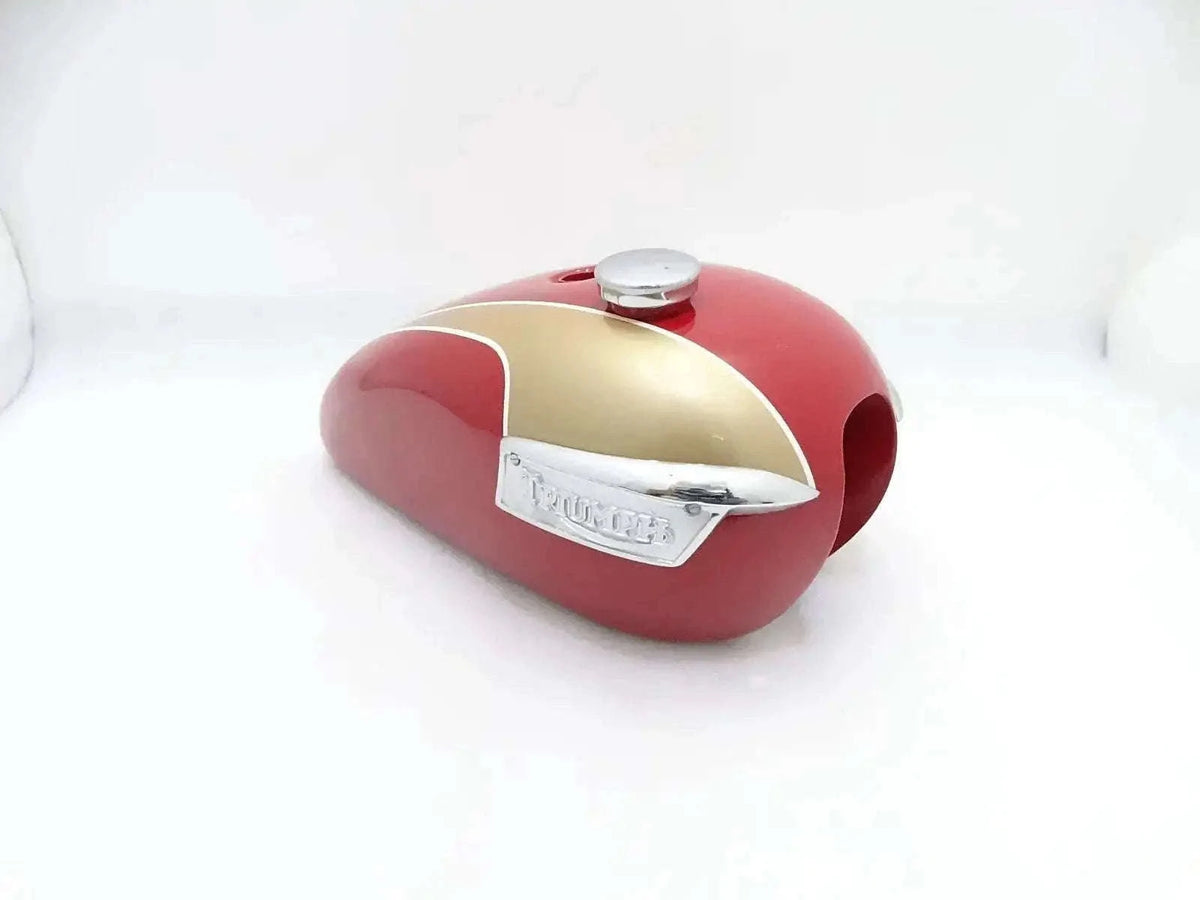 TRIUMPH T140 OIF FUEL TANK GOLDEN & RED PAINTED + CAP + BADGES - StellerGear