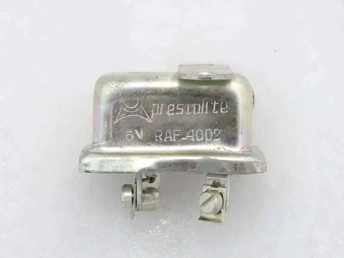 WILLYS Ford Horn Relay 6-volt with metal housing and two terminals